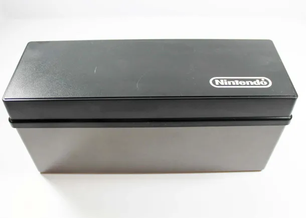 NES Vintage 10 Game Storage Case