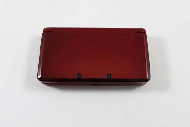 Nintendo 3Ds System - FLAME RED
