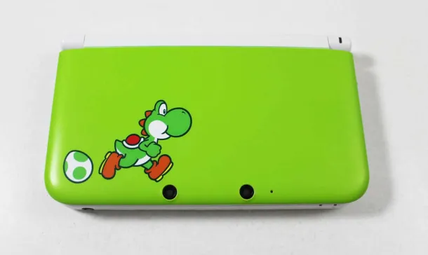 Nintendo 3DS XL Green Yoshi Edition System