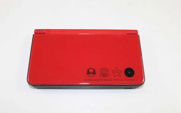 Nintendo DSi XL System -Super Mario Bros 25th Anniversary Edition
