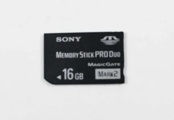PSP Sony Memory Card 16GB