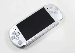 PSP-3000 System (Silver) - Discounted