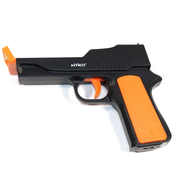Wii Nyko Perfect Shot Gun Grip - Orange and Black