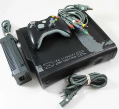 Xbox 360 250GB Modern Warfare 2 System - Black faceplate